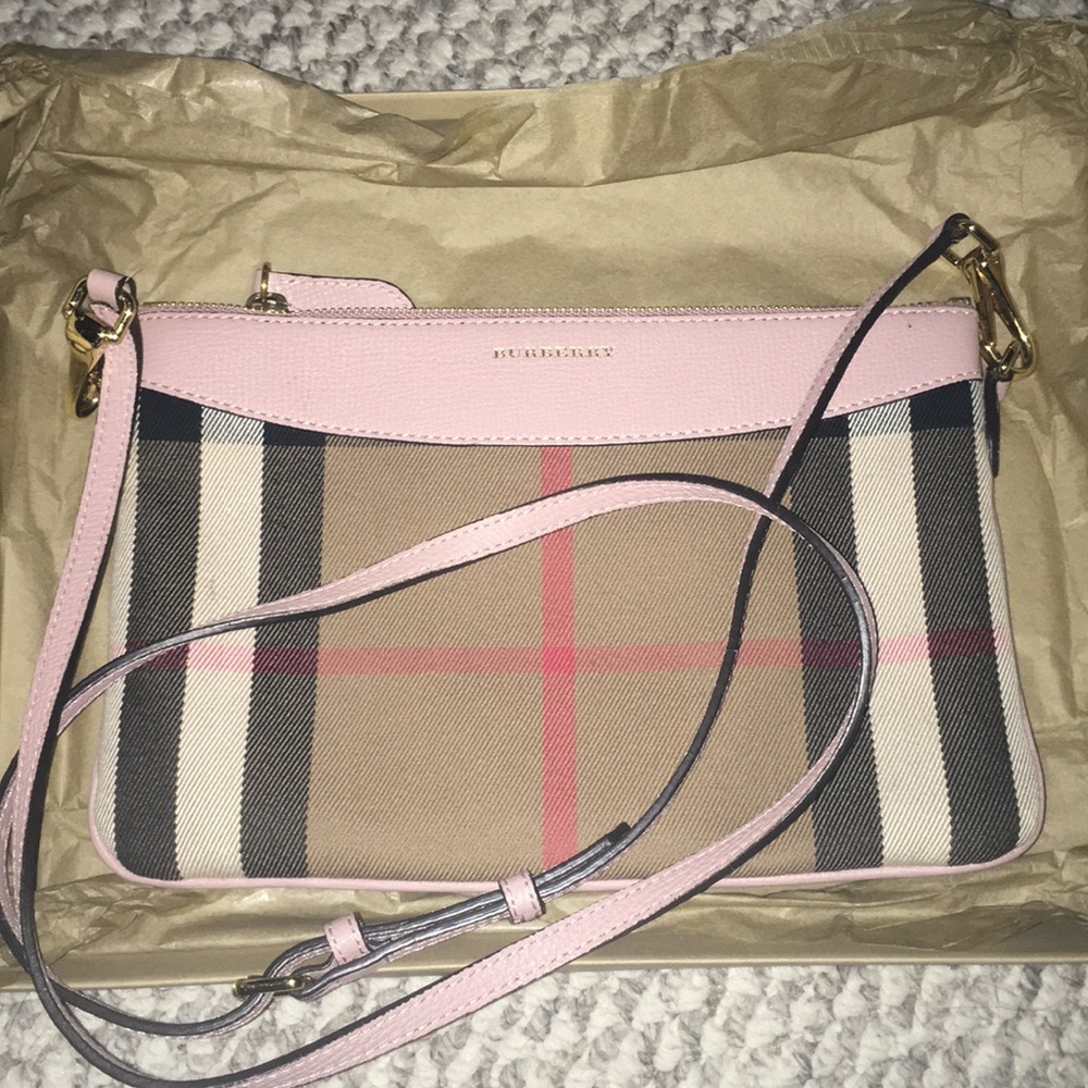 Burberry crossbody purse